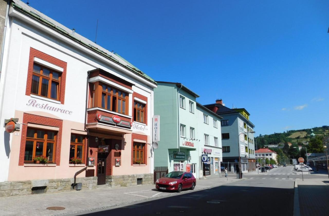 Hotel Britannia Vsetín Exteriör bild